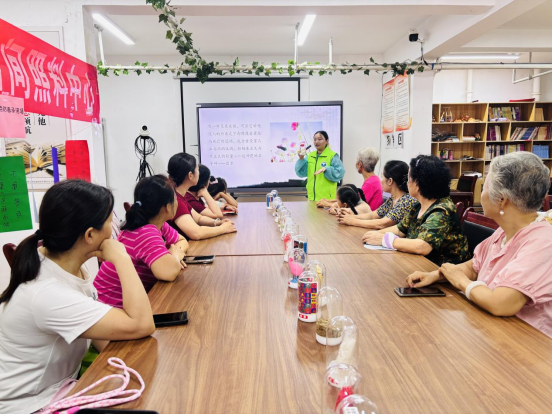 河南：郑州“花”点时间，在社区与禁毒不“七”而遇