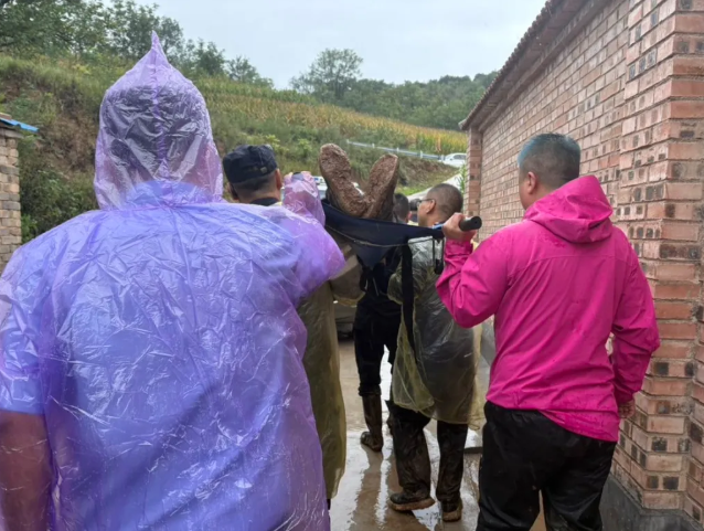 雨天险情急！长治壶关县五龙山所快速行动，76岁老人转危为安！