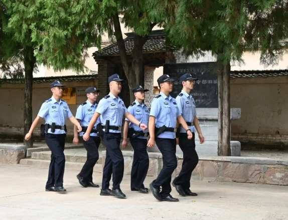 长治：沁源红韵承薪火  警徽闪耀英雄城