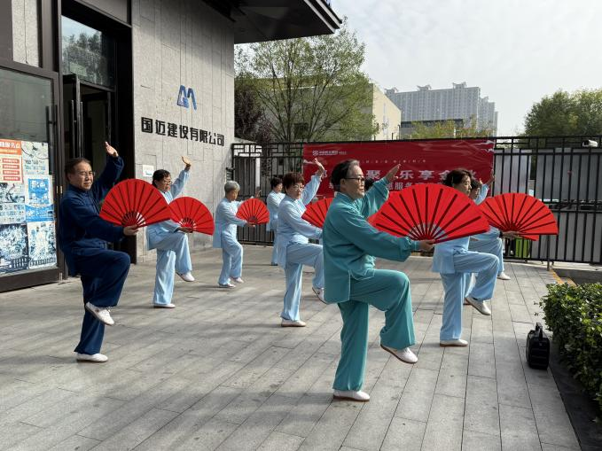 太原市万柏林区下元街道：“邻里欢聚  乐享金秋”邻里嘉年华活动