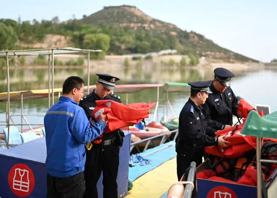 wechat_2025-10-04_221551_399.png wechat_2025-10-04_221551_399.png