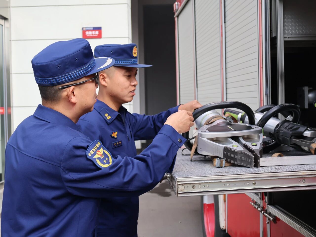 微信图片_20251009170916_8812_73.jpg 微信图片_20251009170916_8812_73.jpg