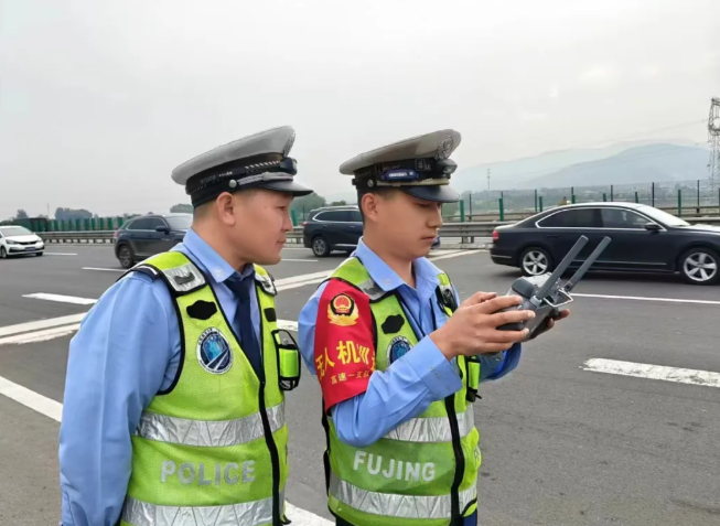山西高速一支队圆满完成国庆中秋小长假安全保卫工作