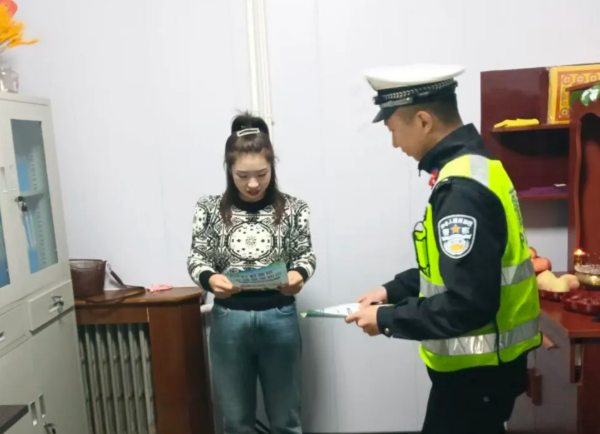 广宣传  全覆盖——临汾公安交警持续开展“七进”交通安全宣传活动