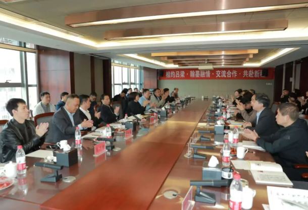 wechat_2025-10-18_223021_393.png wechat_2025-10-18_223021_393.png