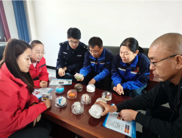 忻州原平：禁毒宣传进企业  平安生产促发展