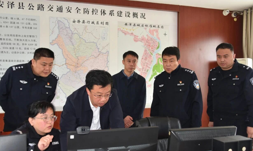 临汾安泽：陈伟在县公安局交管大队调研道路交通安全管理工作
