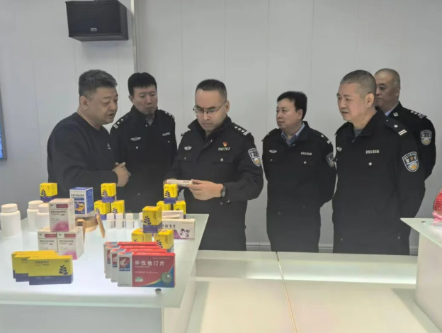 运城河津公安：走访企业听心声  精准服务促发展