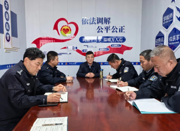 强督导  促规范  提效能——吕梁石楼：张小健深入各派出所督导检查基层警务工作
