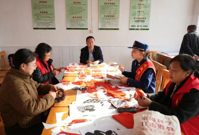 巧借“三下乡”，朔州消防为村民“传经送宝”