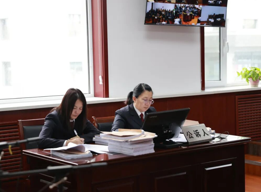 太原娄烦：庭审观摩敲警钟  警示教育强防线