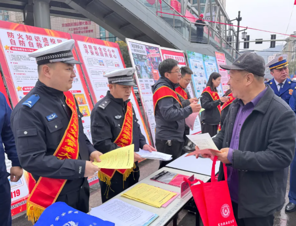 吕梁柳林：借力“119”消防宣传月  筑牢交通安全防线