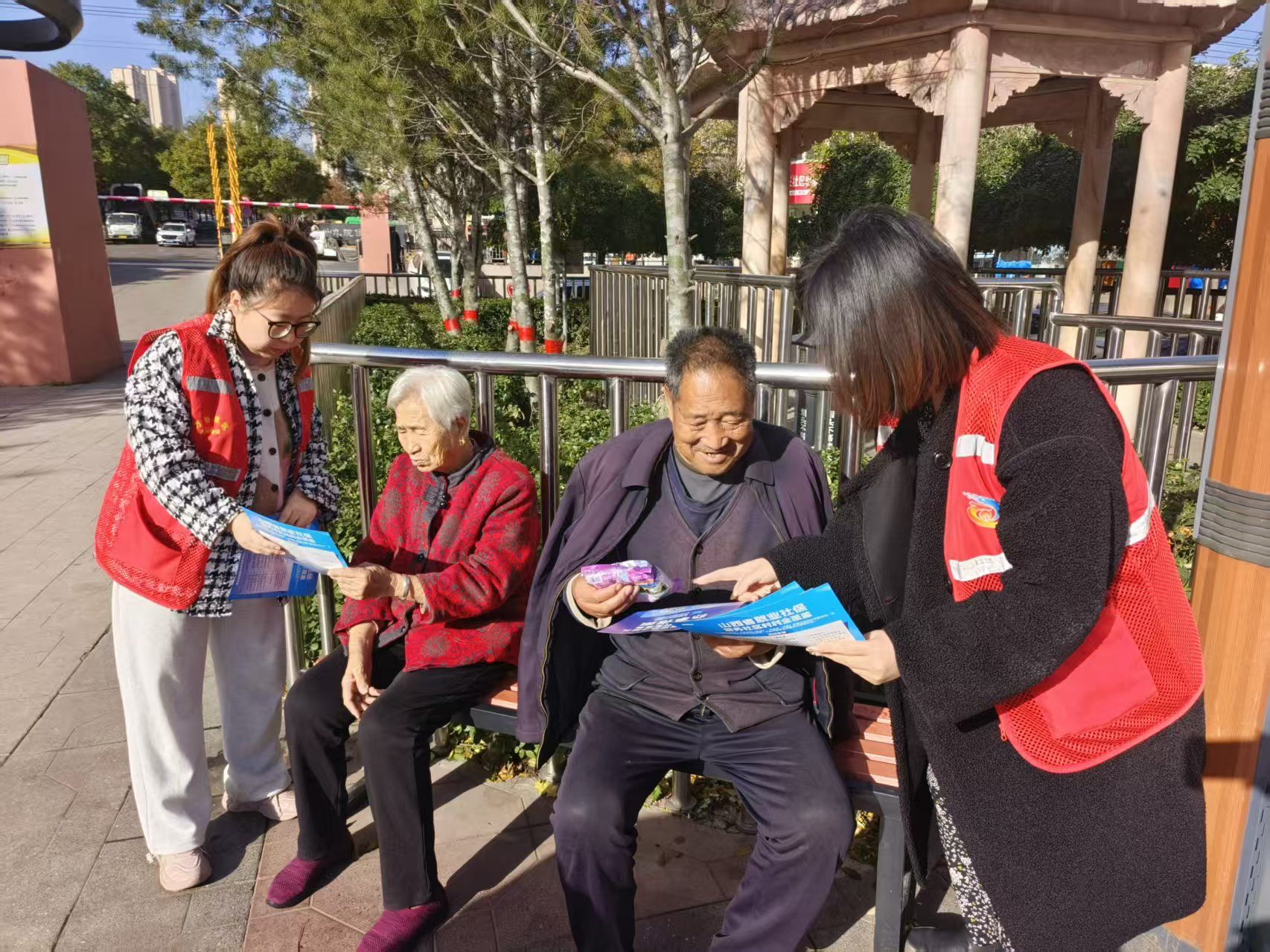 深耕细作促覆盖  政策宣讲进万家——太原万柏林区王化街道开展社保村村全覆盖系列宣