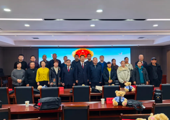 汇聚社会力量  共护公共利益——吕梁汾阳市检察院举行公益诉讼志愿者聘任仪式