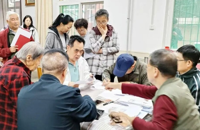 太原迎泽区老军营街道新建南路第一社区：党建引领显担当，破解难题暖民心