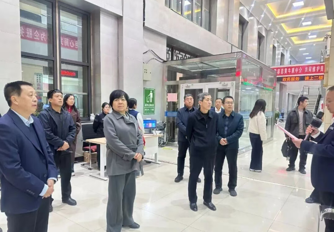 吕梁市人大常委会来文水县调研生育支持政策落实情况