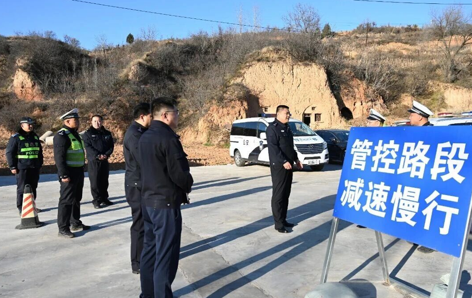 临汾安泽：梁军管督导检查道路交通安全工作