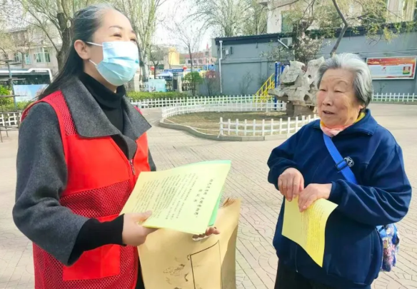 太原迎泽区庙前街道桃园路三社区：文明寄哀思，寒衣暖人心