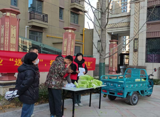 太原万柏林区千峰街道：“共享日”搭连心桥  四方协同破难题