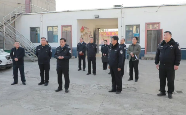 运城河津：李回安前往派出所实地调研