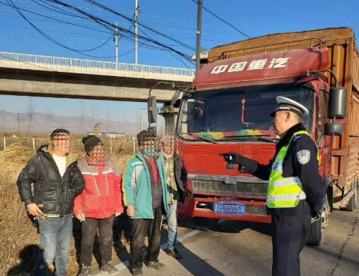 “先说理，后处罚”：大同阳高县公安局交管大队民辅警柔性执法让罚单更有“温度”