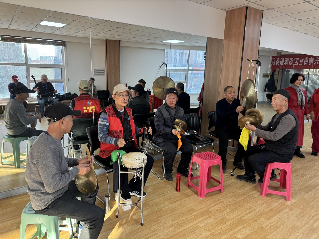 太原万柏林区：文化惠民进社区  晋韵飘香暖人心