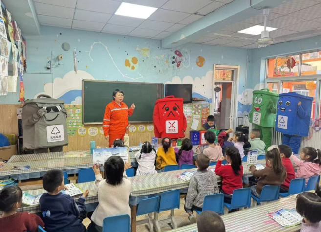 太原小店区坞南社区：弘扬雷锋精神  传承红色基因  争做时代新人