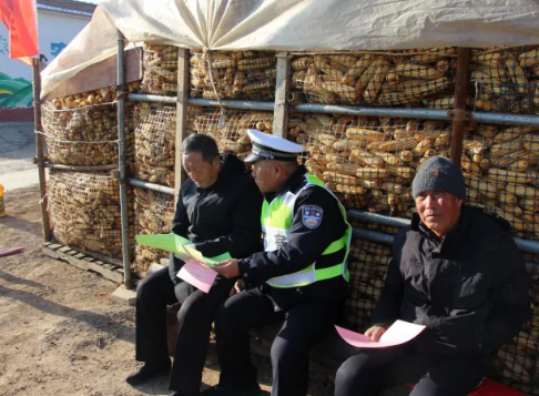 长治武乡：沉浸式“安全体验课”进村寨！民警用“接地气”方式守护出行平安