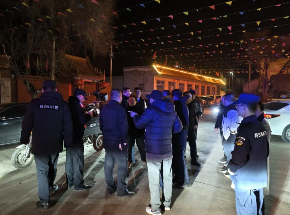 从“深山搜寻”到“锦旗致谢”：忻州定襄公安用真诚服务书写“人