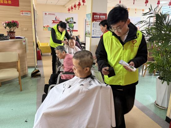 太原万柏林区下元街道：传承雷锋精神，汇聚“西引力”温度