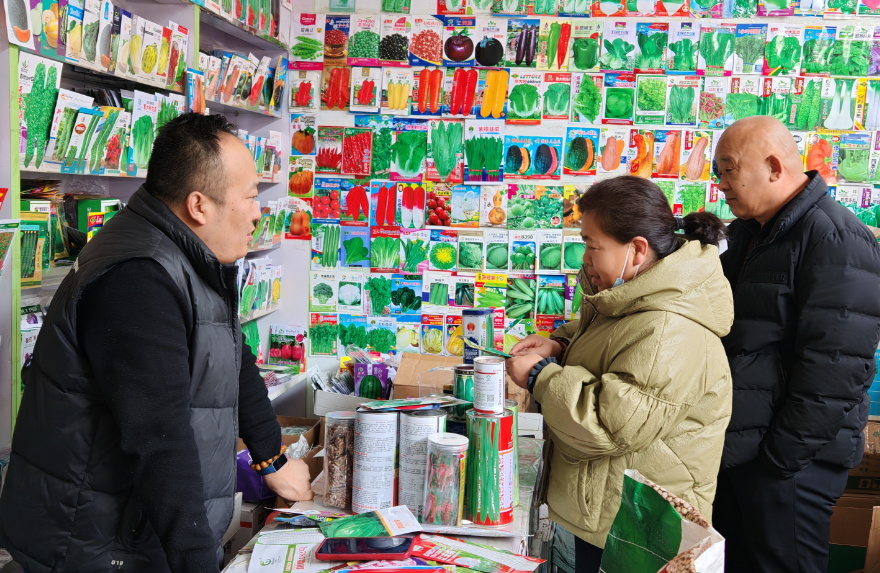 太原市晋源区：万水农资市场春潮涌  备耕购销两旺启丰年