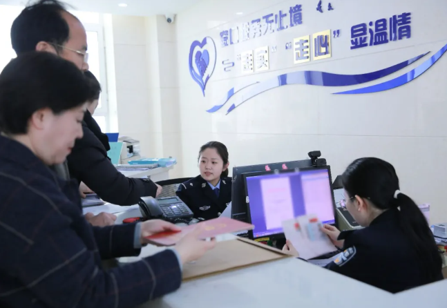 二代身份证迎来换领高峰！省时办理全攻略速看