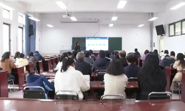 山西吕梁临县教育体育局举办2026年第二次高考备考研讨会