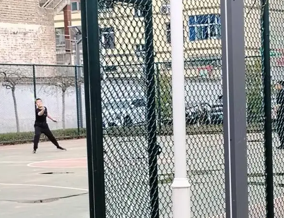 山西吕梁离石邦泰物业公司：春光正好，安居小区“燃”起来