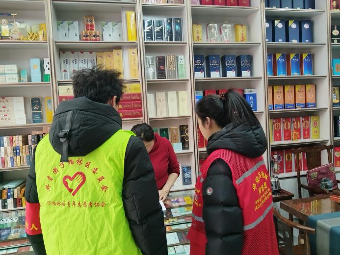 太原万柏林区南寒街道：网格员+志愿者联动  织密小区安全“防