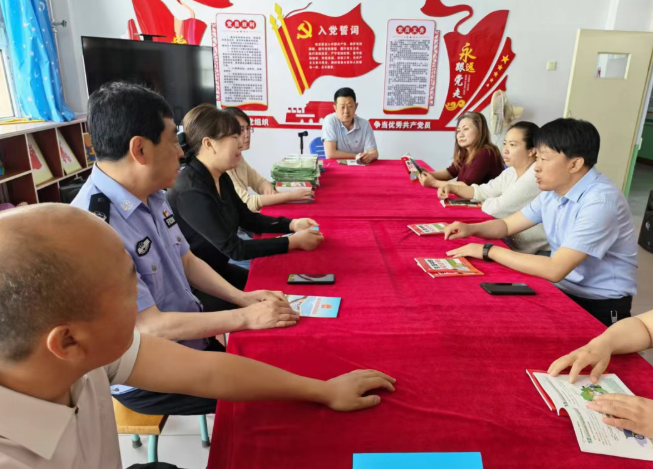 大同浑源县司法局深入特殊教育学校开展普法教育献爱心活动