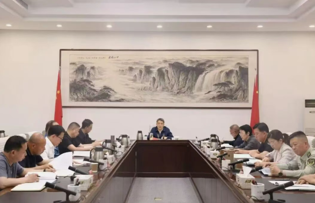 山西吕梁市委政法委员会2026年第二次全体（扩大）会议召开    张利锋主持会议