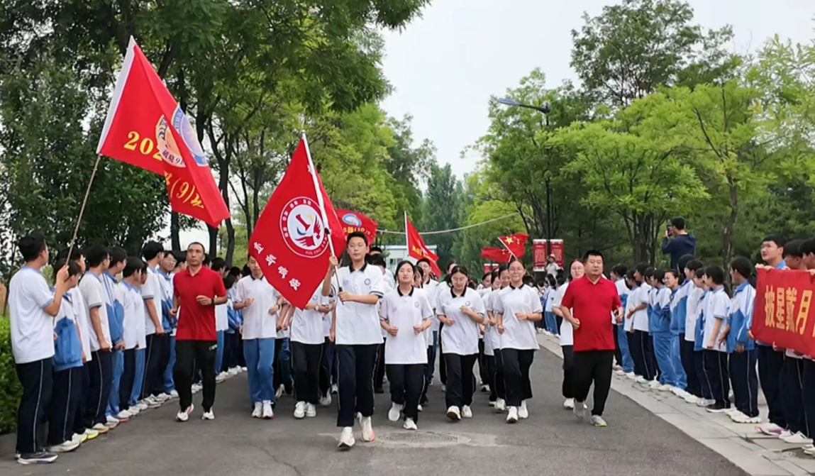 燃情六月战中考  逐梦出征启新程——山西吕梁离石区江阴初级中