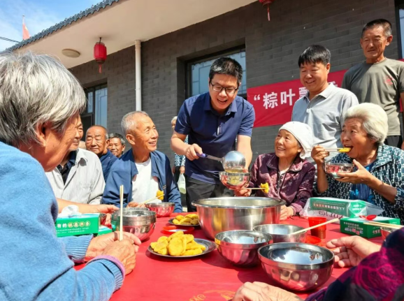 山西吕梁临县曲峪镇：浓情端午  敬老暖心