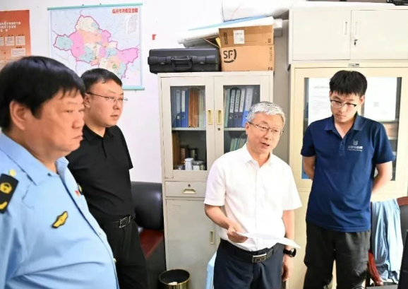 临汾尧都区：于乐在市生态环境局尧都分局调研