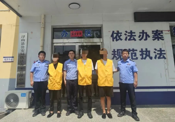 临汾浮山县公安局快速查处多起“拉车门”盗窃案