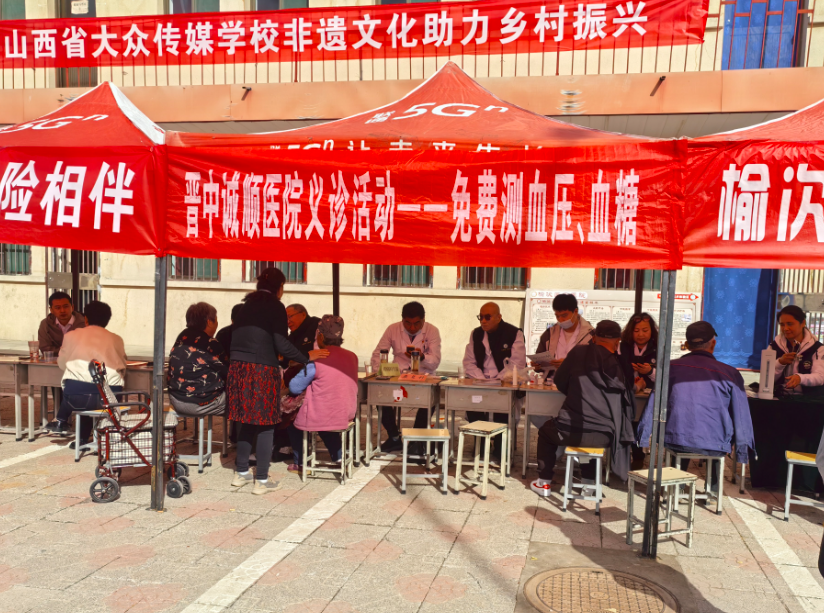 情暖重阳  科技助老！高新外骨骼机器人走进晋中榆次区褚村