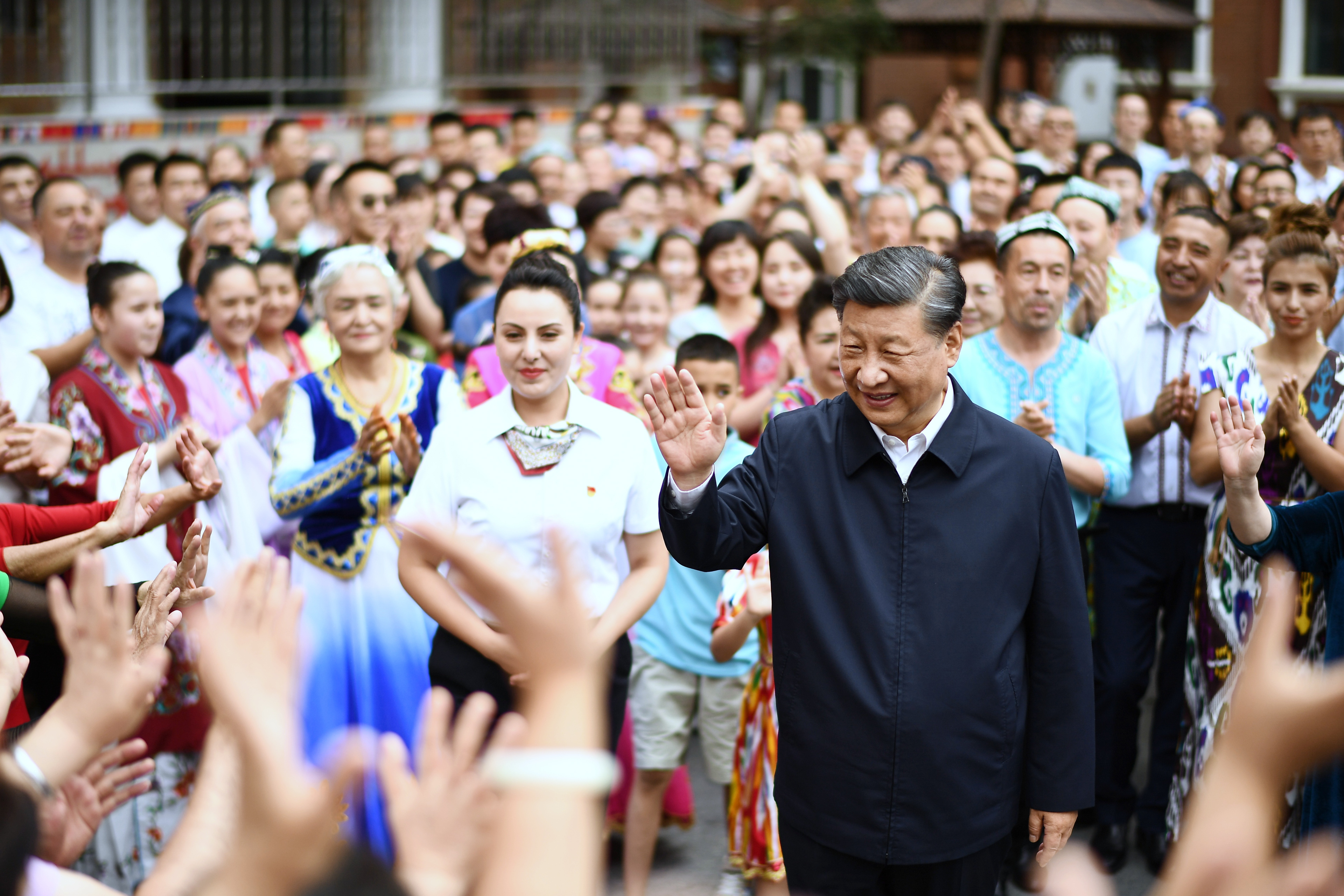 习近平与新疆的故事