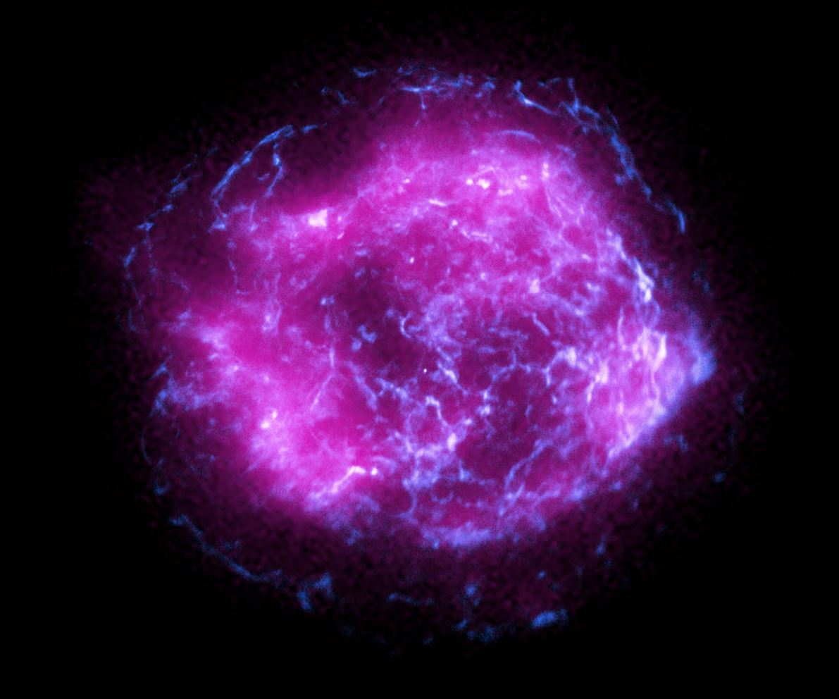 NASA公布X射线“眼睛”探得的首批照片