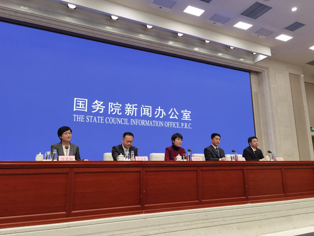 2022年如何稳外贸稳外资促消费？商务部回应经济热点
