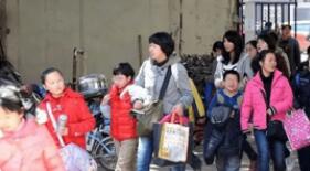 校外培训“限价令”追踪：有的平均降幅过半，有的一节课不到10元