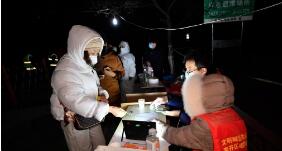 “核酸二筛听指令，叫到哪栋哪栋动！”——天津第二轮全员核酸检测直击