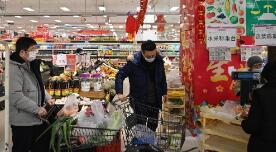 面对多地疫情，“米袋子”“菜篮子”如何保供稳价？
