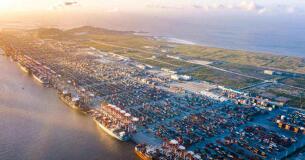 全球第一！上海港集装箱吞吐量突破4700万标箱