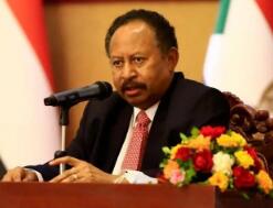 苏丹过渡政府总理哈姆杜克发表辞职演讲